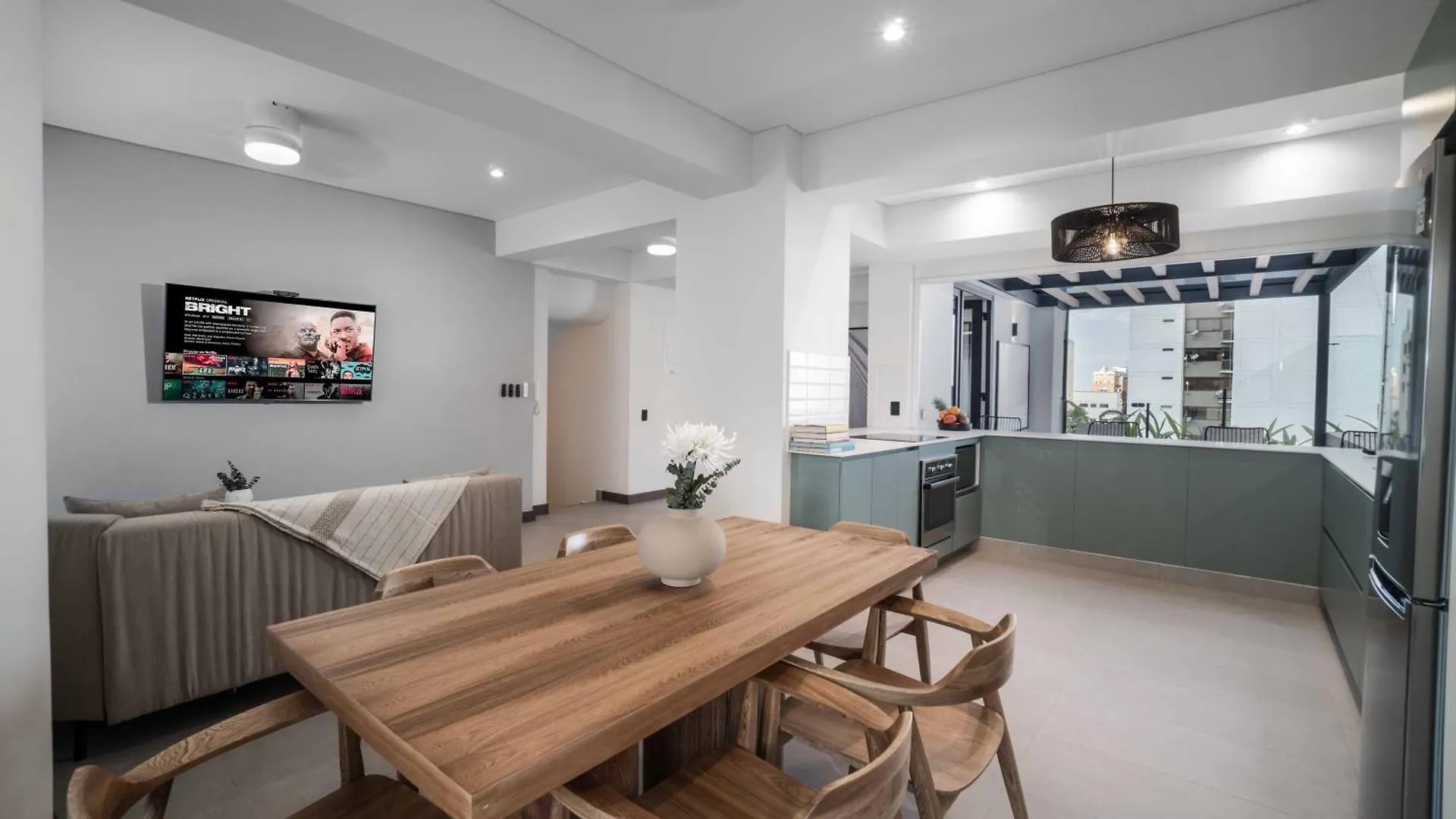 Hygge Luxury Apartments Cali